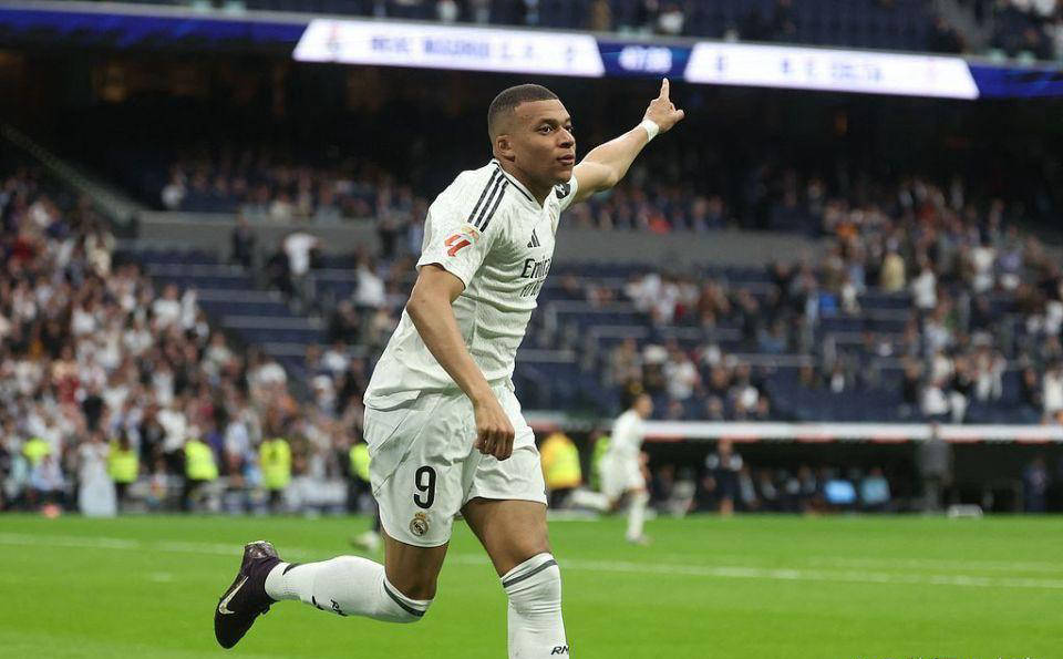 姆巴佩89场81球的惊艳表现，为何依然难以超越C罗？